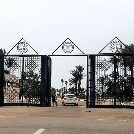 Appartement En Bord De Mer Monastir Extérieur photo